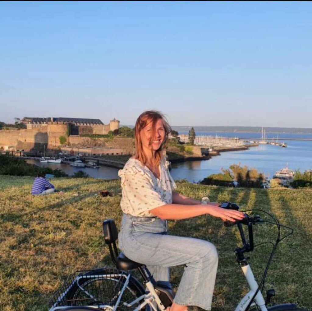 online French teacher